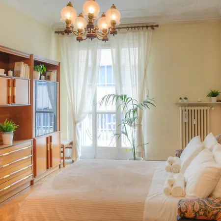 Apartment Porta Nuova - Antique Cozy